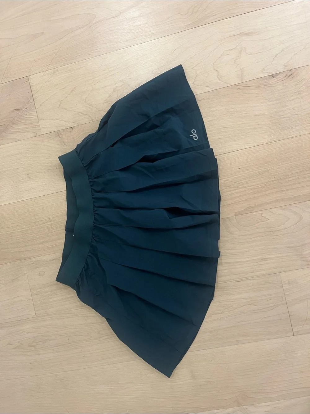 ALO Yoga Teal Pleated Athletic Skirt